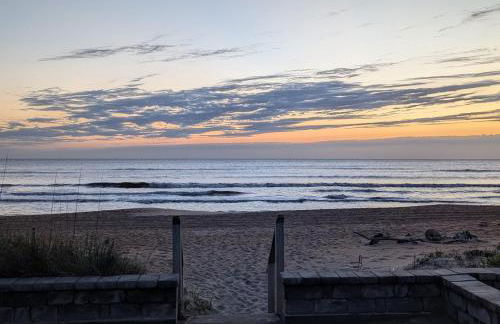 Beautiful Ormond Beachfront House! - Photo 34