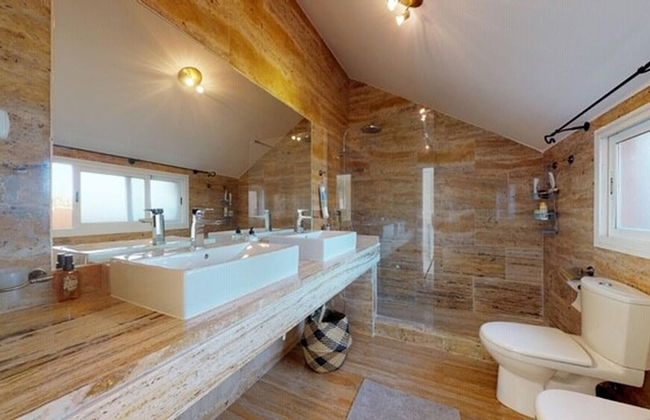 Magnificent Duplex Penthouse in Puerto Banus - Photo 14