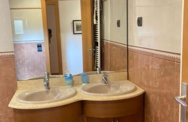 GRANDIOSO CHALET EN CASTELL DE POBLA MONTORNES - Foto 22