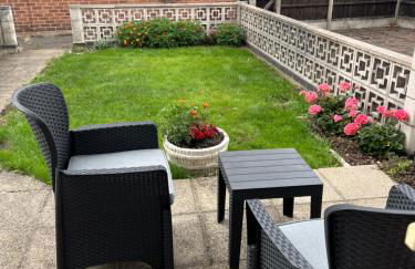 NEW refurbished Luxurious home with great transport links - Foto 3