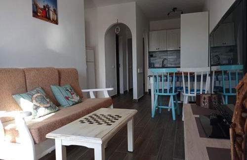 Buena Fuerte Apartamentos Mari Giuli - Photo 10