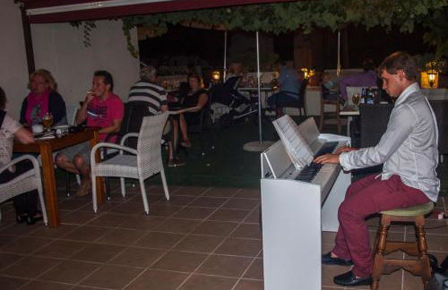 Apartamentos La Cabaña - Foto 54