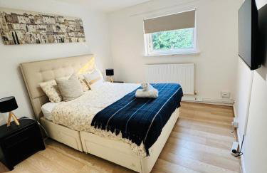 Swanky3Bed HomeModern Kitchen - Foto 15