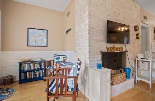 Updated Beach House Deck Outdoor Shower! - Foto 10