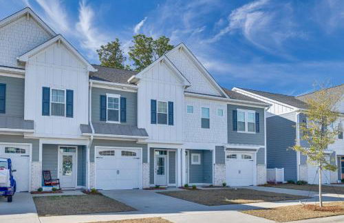 Coastal Beaufort Abode - Pool Access, Near Beaches - Foto 20