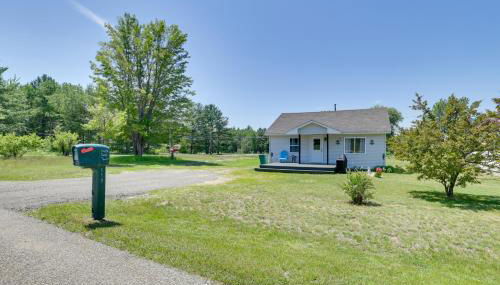 All-Season Getaway in Frederic Bring Your Pets! - Foto 3