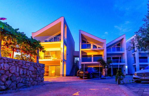 Boutique Villa Nirvana 2, Proboj 25 - Photo 1