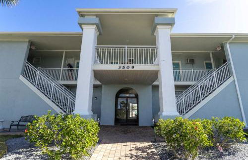 Coastal Waters 107 - A Studio Poolside Retreat - Foto 21