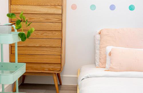 Modern New 2BR wViews & Balcony in Wandsworth - Foto 30