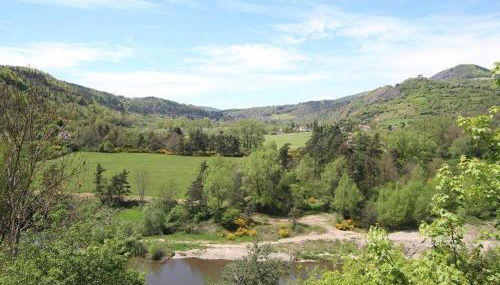 Gîte rénové avec terrasse près de Retournac - FR-1-582-248 - Foto 2