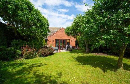 3 Bed in Salthouse oc-2002 - Photo 5