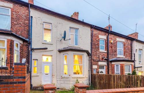 Sleep7, Pool Table, TTennis, Free Parking, 3BR - Foto 38