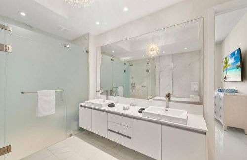 2BR 2.5 BA Modern Oceanview Condo at Amrit Resort) - Foto 25