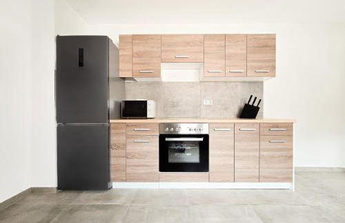 Tolstov Apartments - Monteurwohnung mit 3 Zimmern - Dachgeschoss - Parkplatz - Photo 13