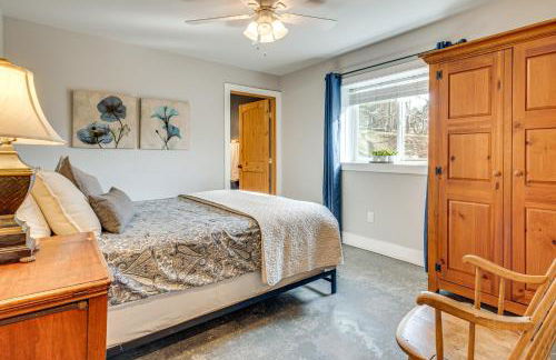 Private Hot Tub, Steps to Main St Saluda Retreat - Foto 25