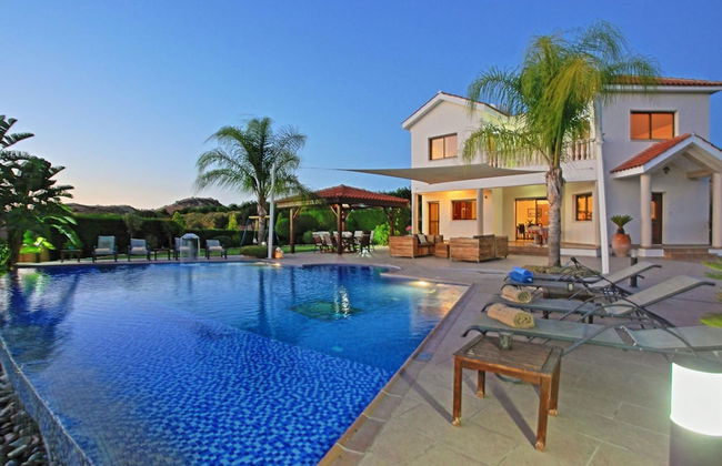 Villa Skouli in Skoulli - Photo 48