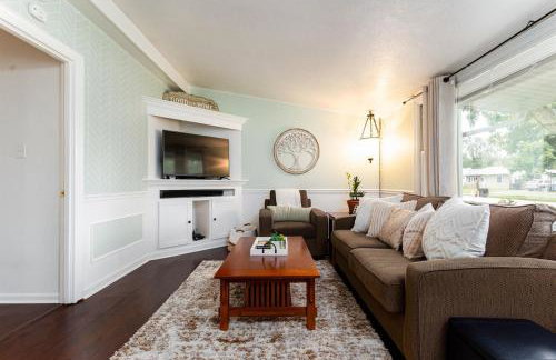 The Huddle & Hangout - 3 Bedroom House Close to ND - Foto 24