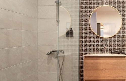 Appartement avec terrasse, climatisation et parking- Blagnac, 5 min Aéroport & AIRBUS - Foto 4