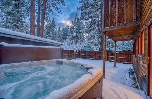 Tahoe Island Retreat Hot Tub & Game Room - Foto 2