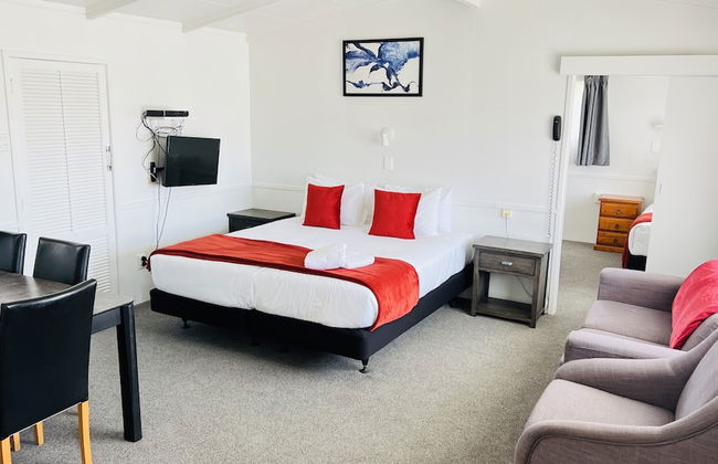 18th Avenue Thermal Motel - Photo 56