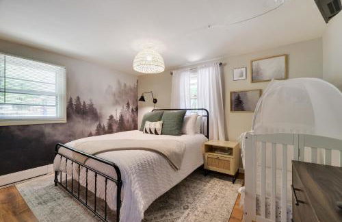 Family Pocono Gem by the lake with private sauna, hot tub, and huge game room - Foto 28