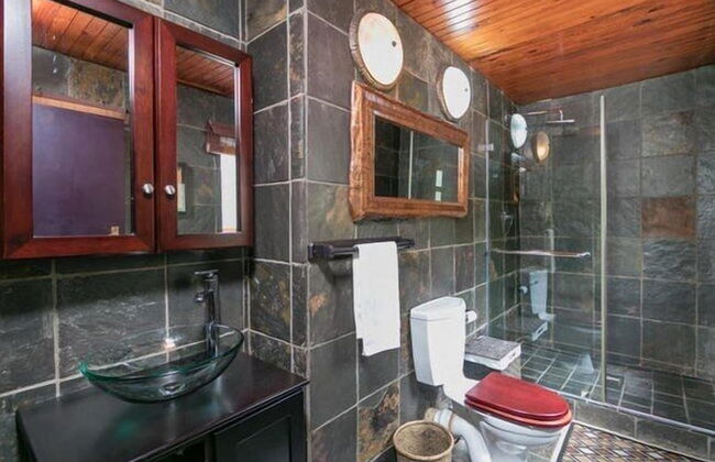 Knysna Lodge Self Catering Accommodation - Foto 26