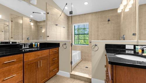 Vibrant 4BR Family Townhome 1 mile from Disney World and Disney Springs - Foto 5