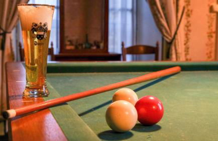 Private Castle with Park - Château Guillermo - Foto 31