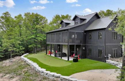 6BR Sand Valley Lodge with Hot Tub Bar & Putting Green - Foto 5