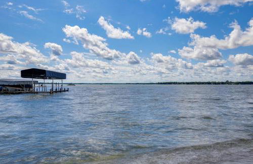 Cozy Clear Lake Home - Walk to Town and Boat Dock! - Foto 36