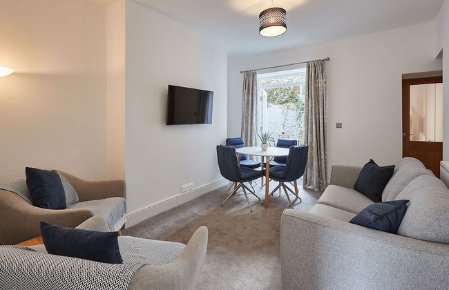 Host Stay Apartment 1 High Street - Photo 2