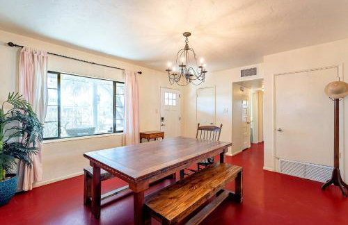 Hawthorne Manor | 3BD in Central Tucson w/ Patio - Foto 6