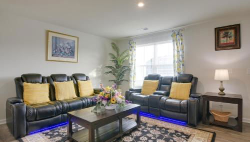 9 Mi to Duke University Spacious Home with Yard! - Foto 4