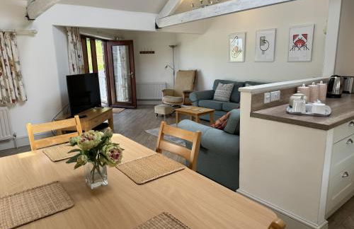 Barnfield - Beautiful Barn, River views, Close to Quay - Foto 7