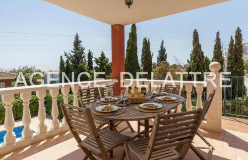Magnifica Villa privada , 4 dormitorios, 2 baños, piscina, barbacoa, Wifi - ES-389-31 - Foto 3