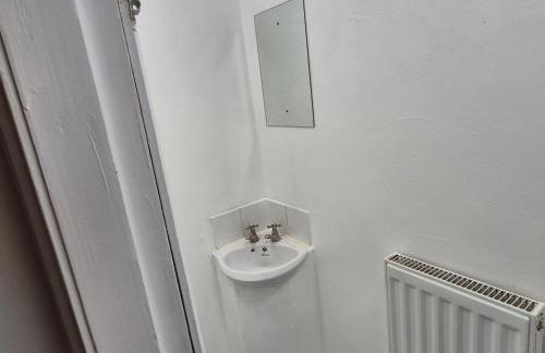 Cozy 4Bedroom Home in Hermitage Street Rishton - Foto 24