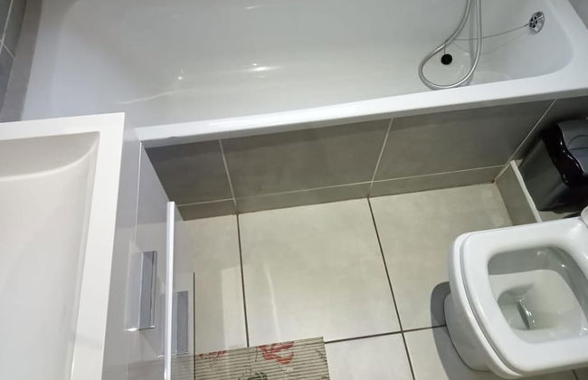 Pool-bbq-3br-2baths-parking-safe-family-friendly - Photo 18