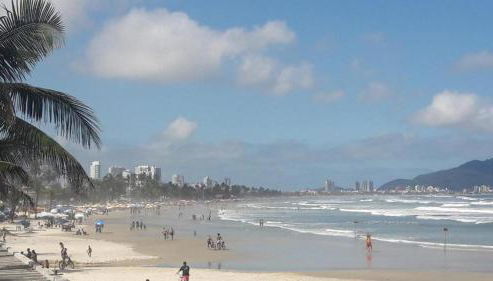 PÉ NA AREIA - COM SERVIÇO DE PRAIA - Foto 4