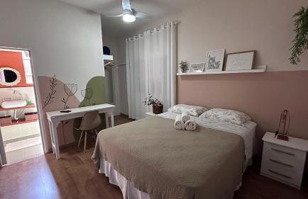 Villa do Aconchego - Casa Decorada para até 6p - Próxima ao Centro - Churrasqueira - Foto 10