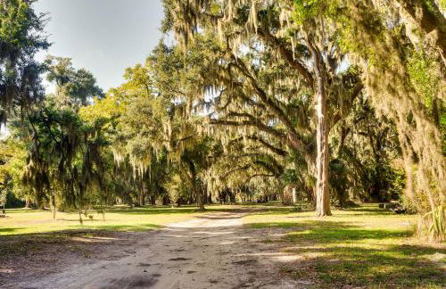 St Simons Island Condo with Deck and Outdoor Shower - Foto 29