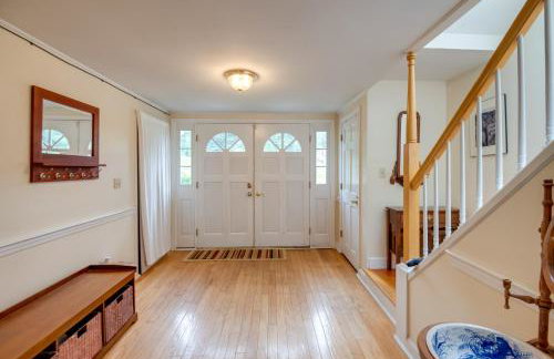 Lakefront Bristol Vacation Rental - Hike and Ski! - Foto 4