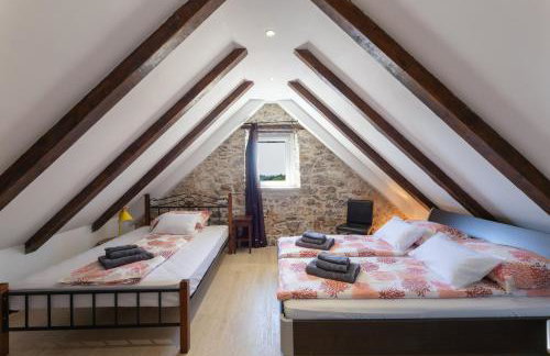 Holiday House Tramonto with Pool, Sunset View & Pet Friendly, Donji Humac, Brač - Photo 15