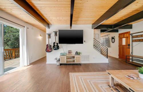 Pine Den Cabin: Arcade+Fire Pit+BBQ - Foto 9