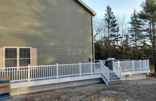 5BR Waterfront Hot Tub Kids Playscape Pets Family Compound! - Foto 68