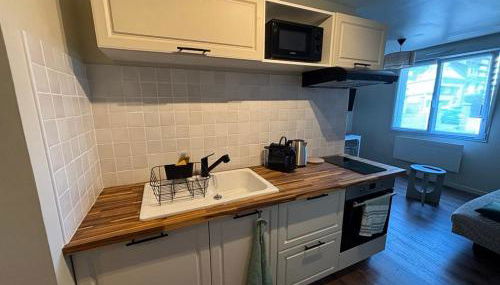 Petite pause en centre ville avec parking - Foto 4