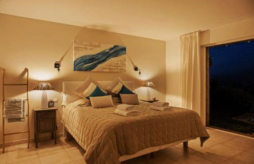 Villa La Genestière - Familienoase und Golfertraum mit Infinity-Pool und 180-Grad-Panoramablick bis zum Meer - Foto 38