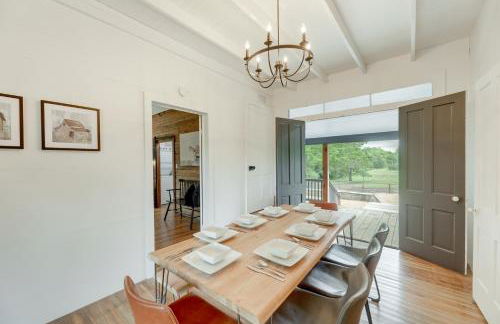 Sip, Fish and Relax Fireside Serene Schulenburg Gem - Foto 10