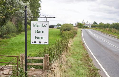 Farm stay close to Shakespeare's Stratford-upon-Avon - Photo 8