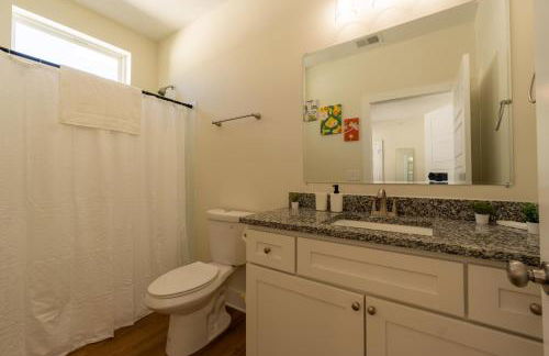 Brand New Downtown Beach Stay,WilmingtonPoolWiFi - Foto 12