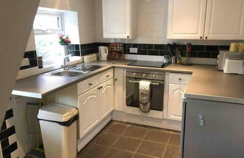 Corner Cottage - base for exploring North Norfolk - Photo 10